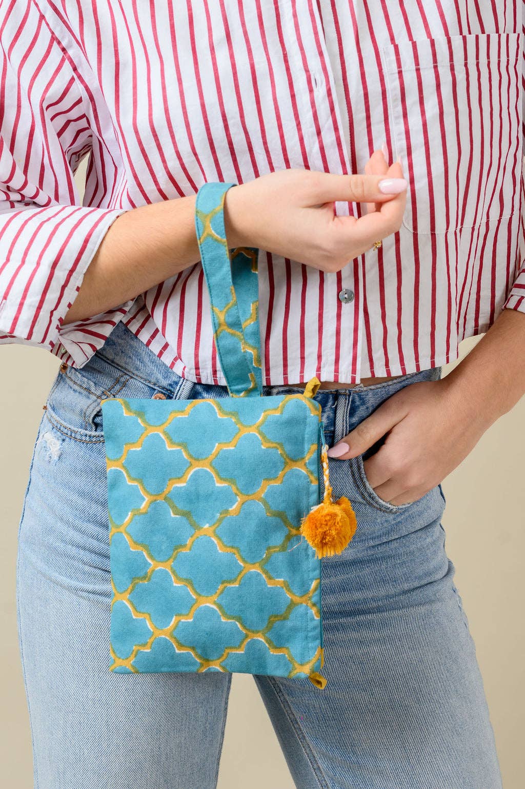 Bolso de Mano Azul y Dorado
