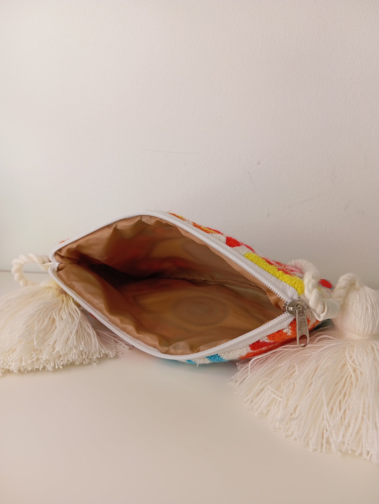 Wayuu Punchneedle shoulder bag - Evil eye