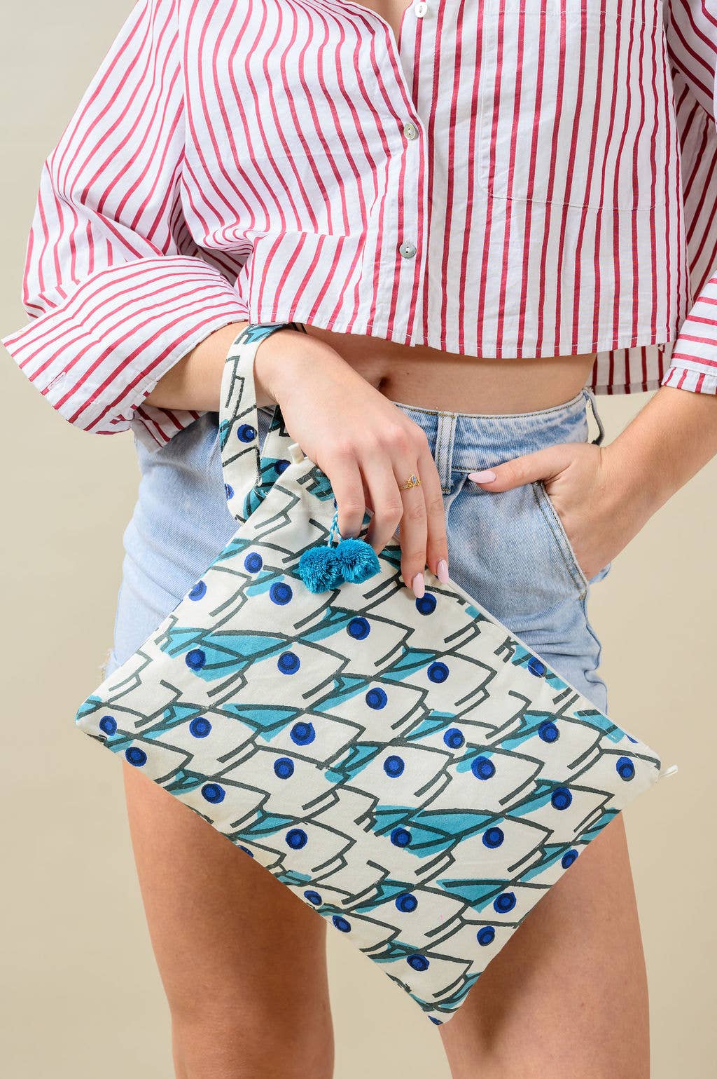 Bolso de sobre de sardina