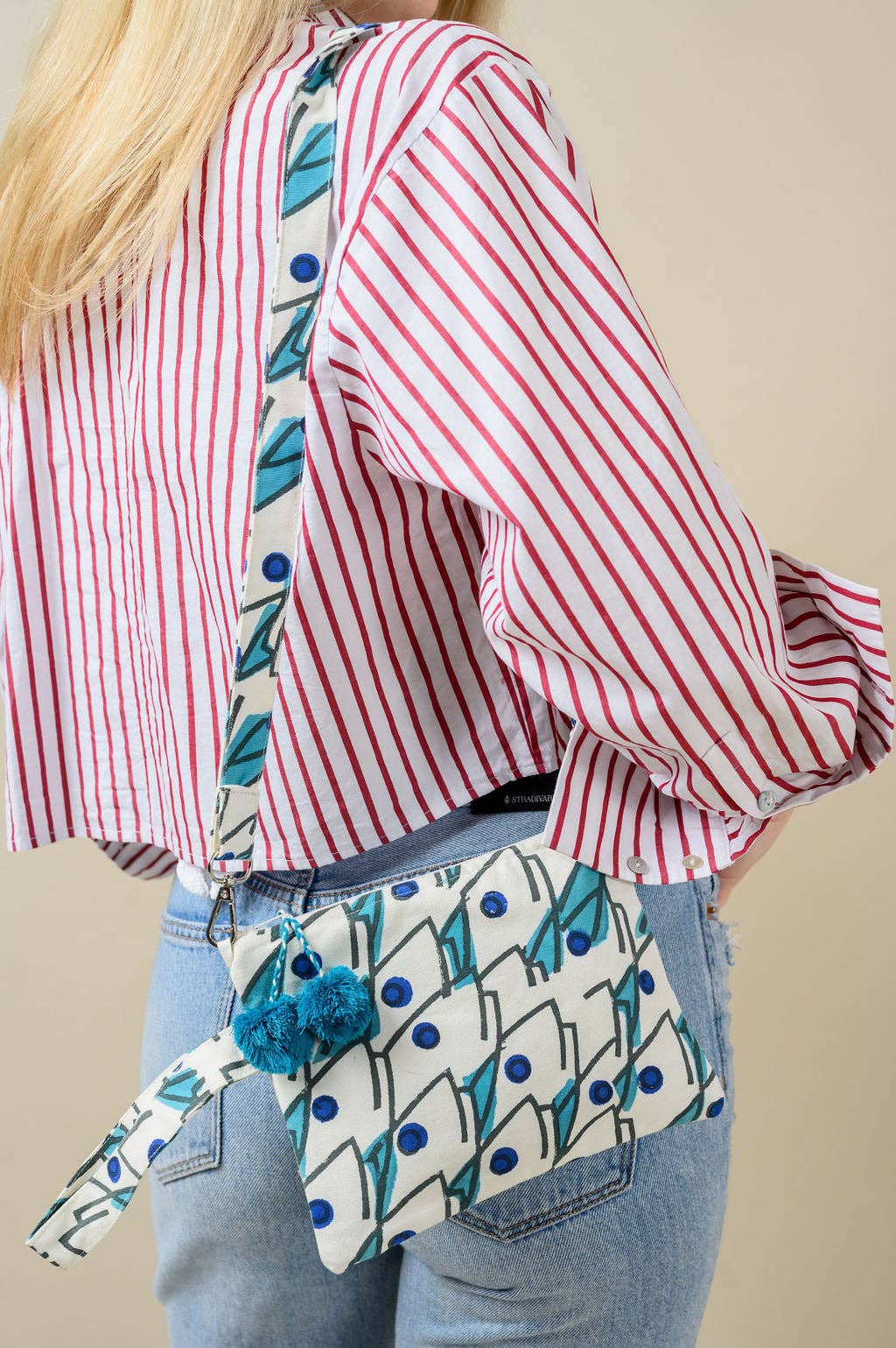 Bolso de sobre de sardina